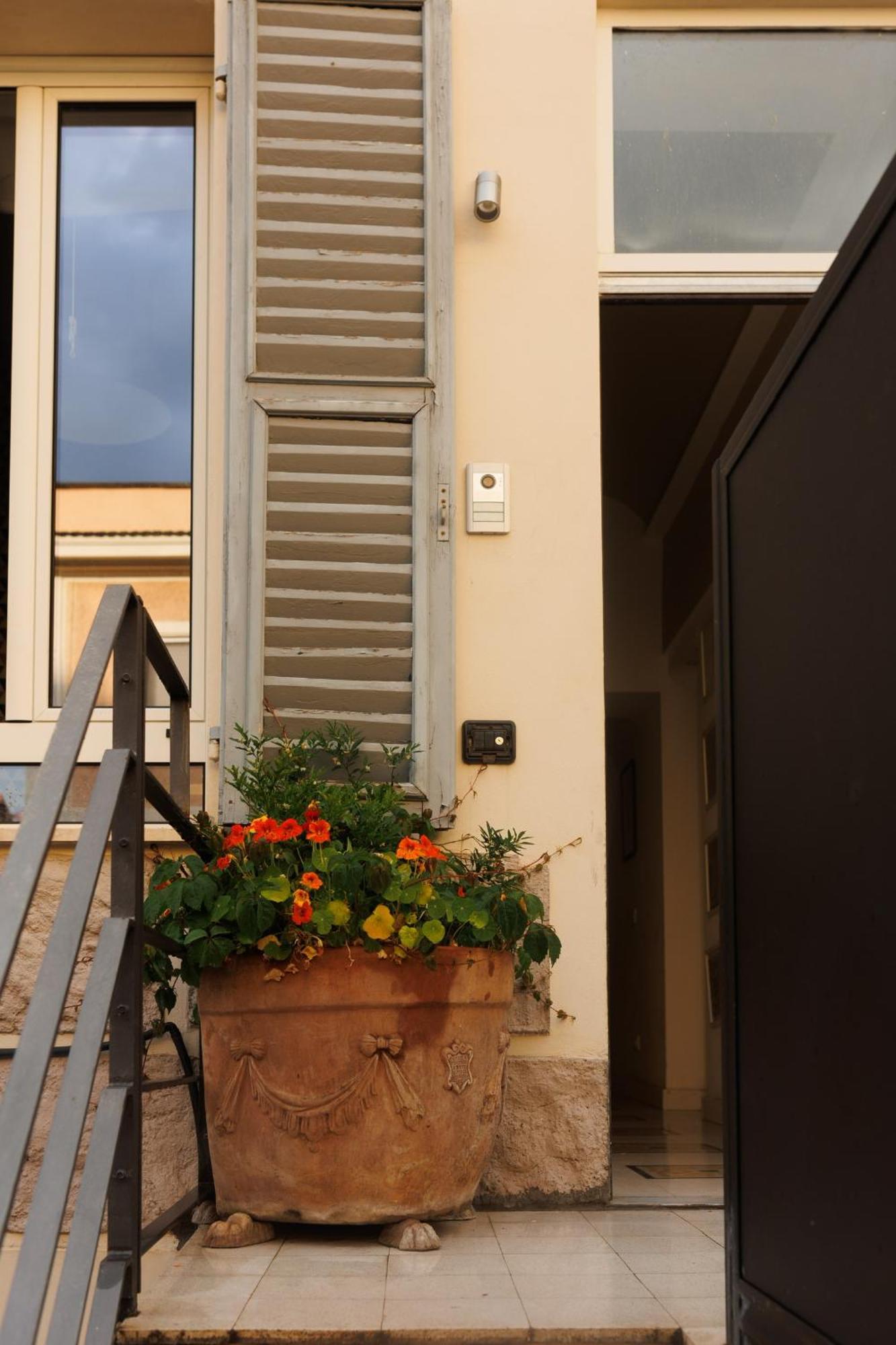 Casa Caudi Hotel Rome Exterior photo
